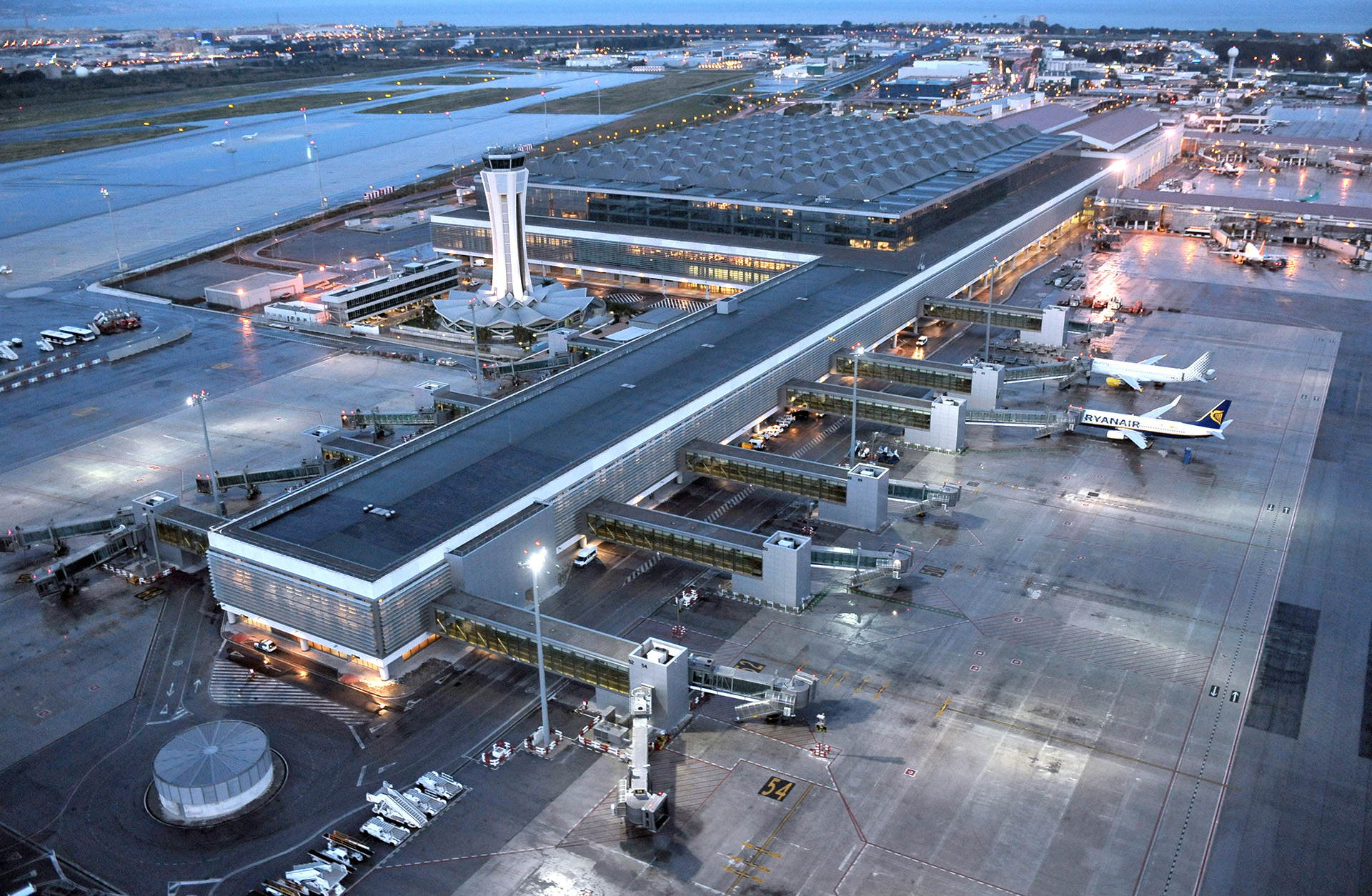 AEROPUERTO MÁLAGA ÉPOCA INGENIEROS